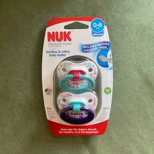 NUK 0-6m orthodontic pacifier baby girl infant